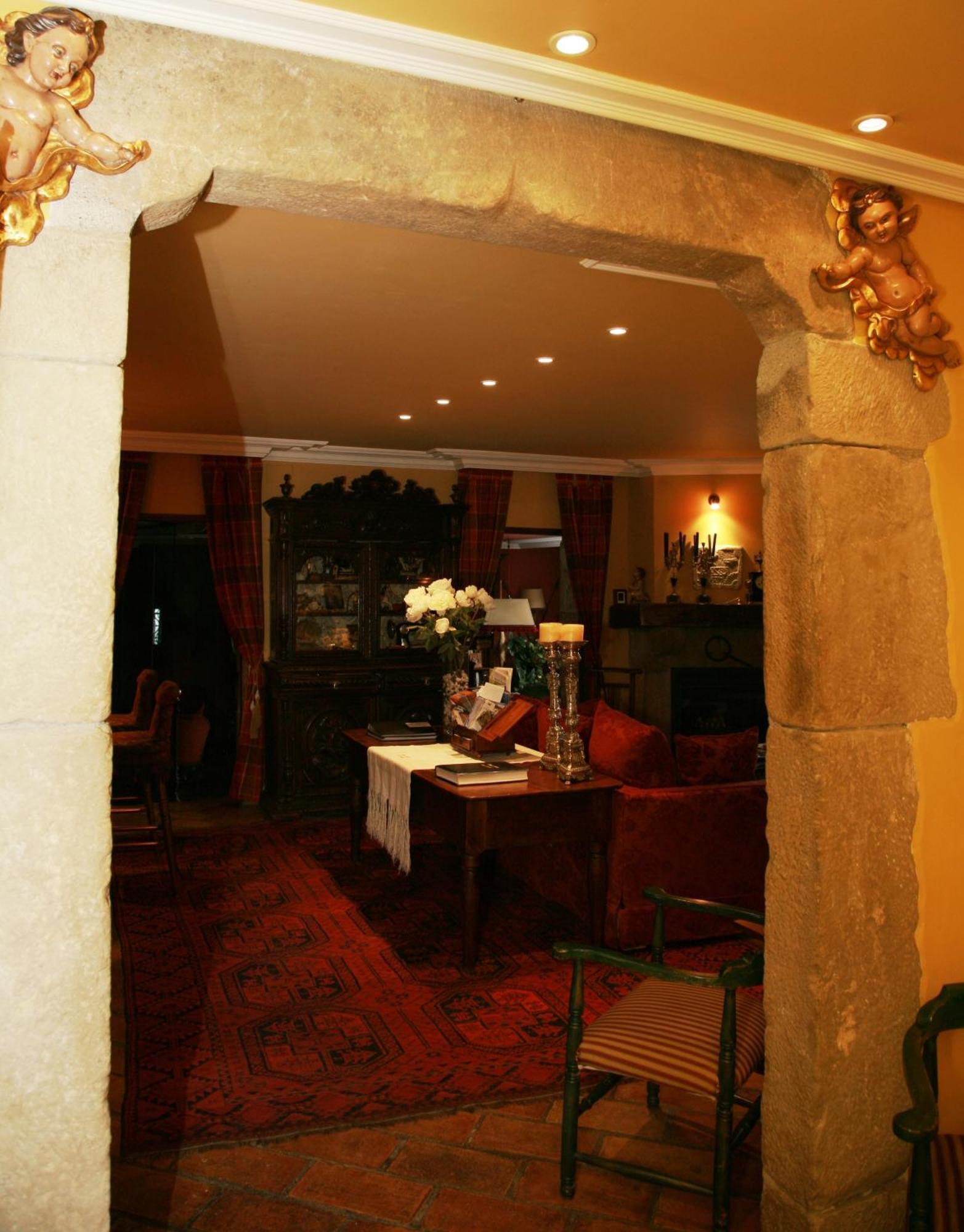 Hotel Almud Sallent de Gállego Exteriör bild